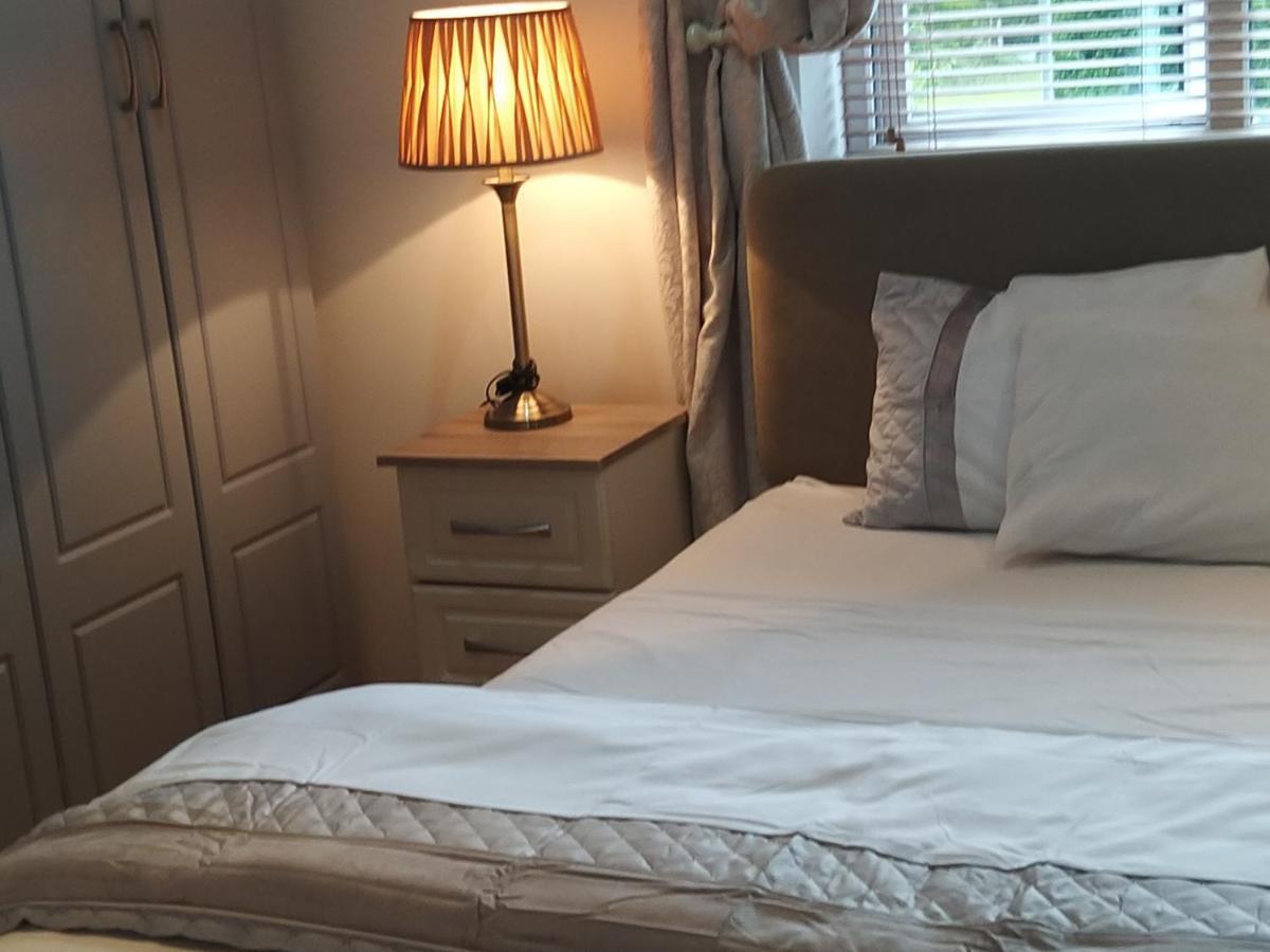 Bed and Breakfast Westhouse Cafe N39 E0A6 à Longford Extérieur photo